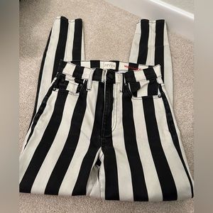 Alice and Olivia size 24 jeans